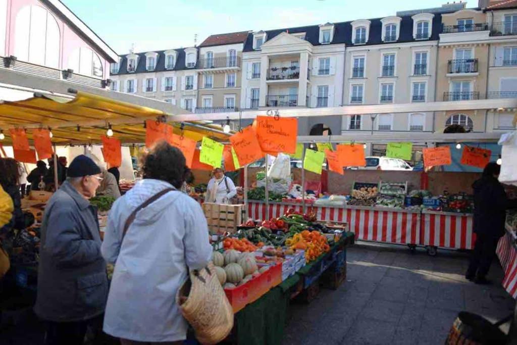Apartamento La Belle Étoile Noisy-le-Grand Exterior foto